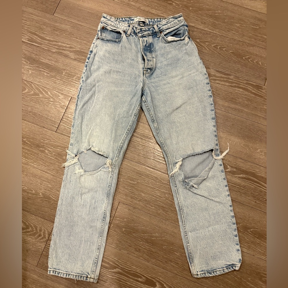 Abercrombie “The Dad” High-Rise Jeans